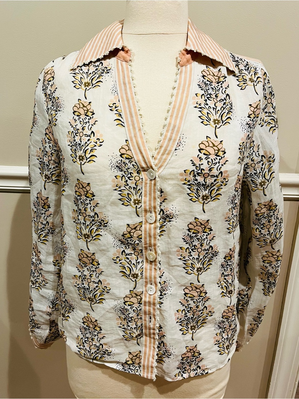 Anthropologie Letruebe Floral Button-Up Shirt - Cream & Tan